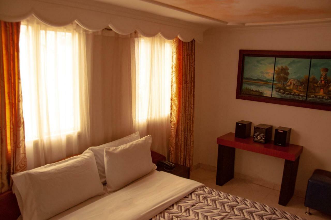 La Gran Fortaleza B&B 보고타 외부 사진
